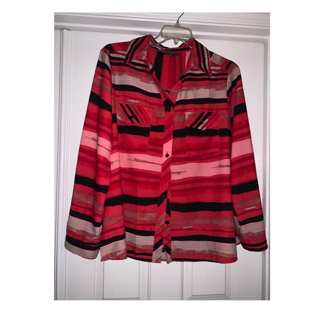 2X Red long sleeve blouse.